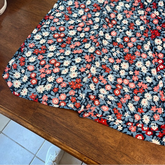 Kate Spade Daisy Shadows navy pink floral Kaftan size medium - Picture 4 of 9
